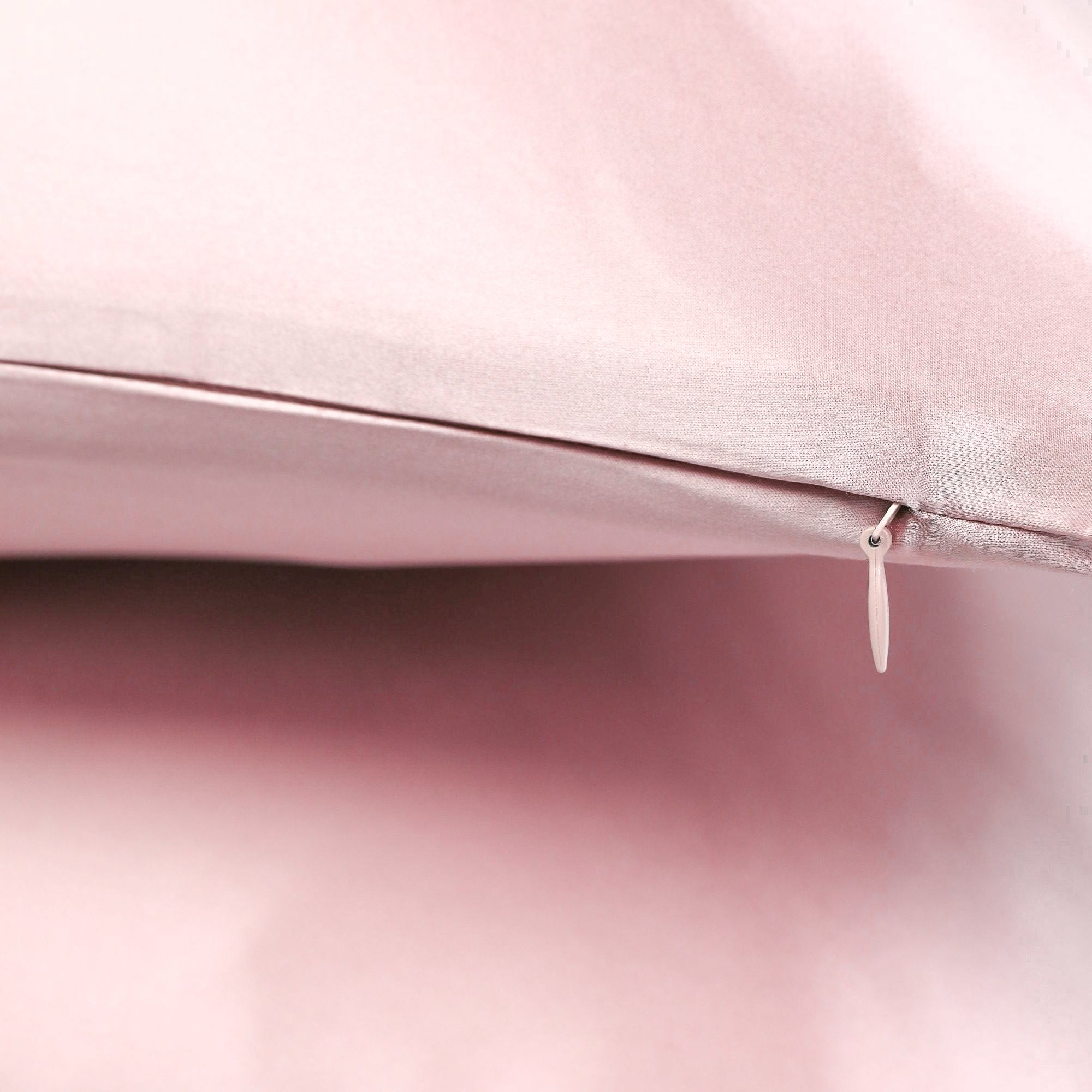 The 8-Hour Facial Pillowcase / Ember